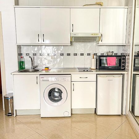 Estudio In City Center Malaga! מראה חיצוני תמונה
