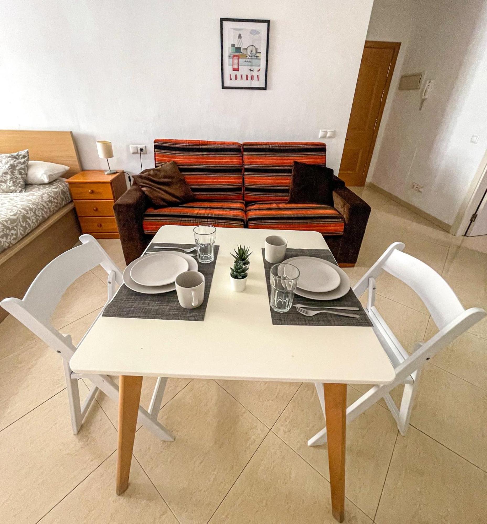 Estudio In City Center Malaga! מראה חיצוני תמונה